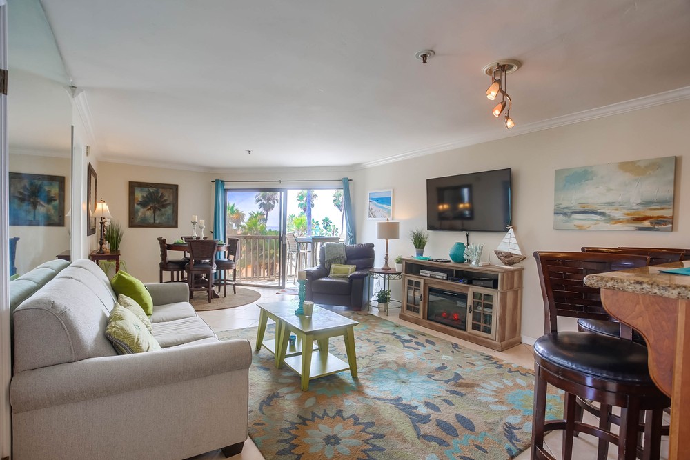 Virtual tour photo 3 of 45 for 4465 Ocean Blvd #52