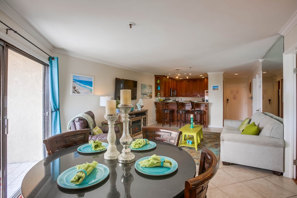 Virtual tour photo 9 of 45 for 4465 Ocean Blvd #52