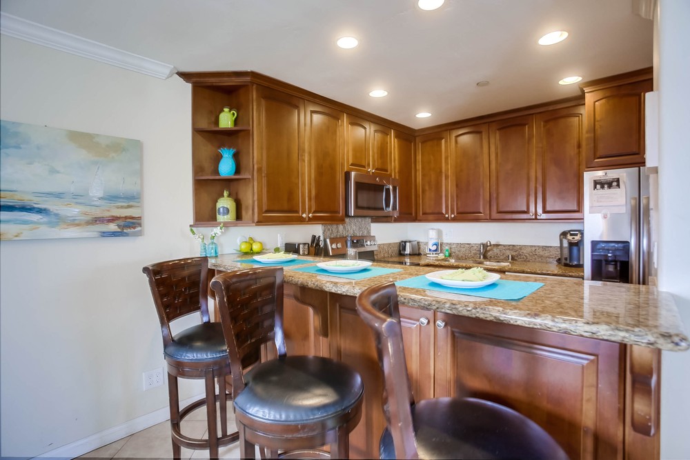 Virtual tour photo 12 of 45 for 4465 Ocean Blvd #52