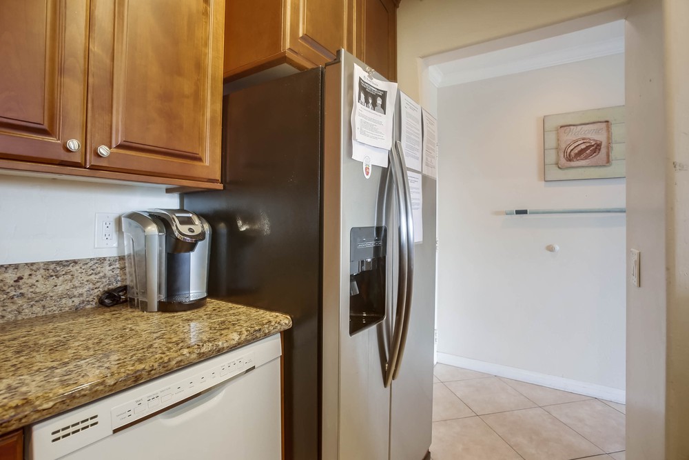 Virtual tour photo 14 of 45 for 4465 Ocean Blvd #52