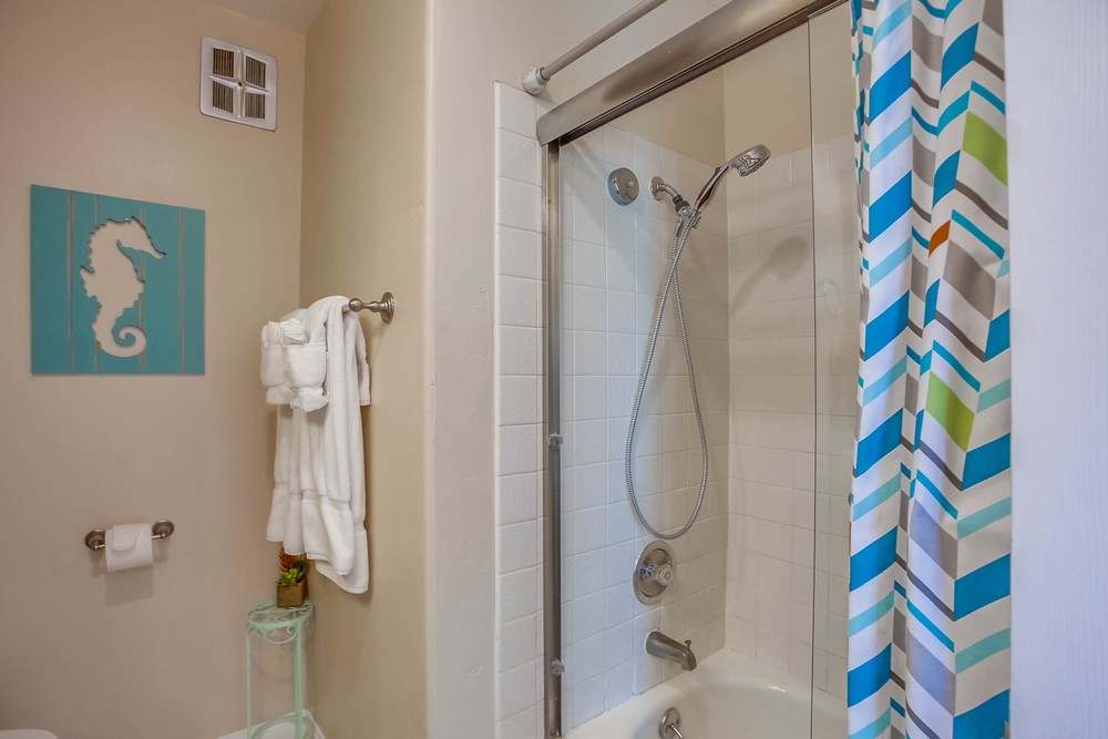 Virtual tour photo 21 of 45 for 4465 Ocean Blvd #52