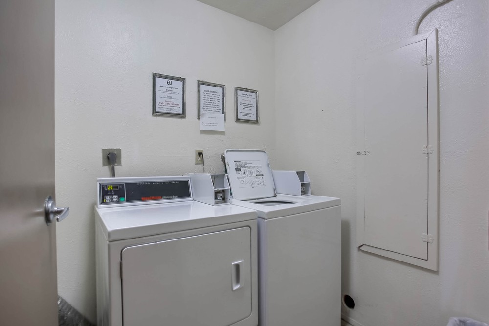 Virtual tour photo 39 of 45 for 4465 Ocean Blvd #52
