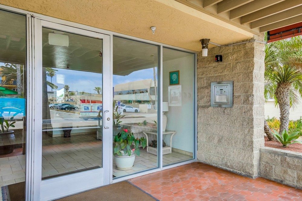 Virtual tour photo 1 of 40 for 4465 Ocean Blvd #56