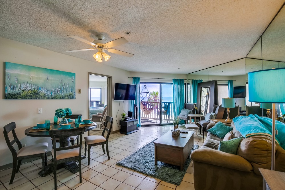 Virtual tour photo 8 of 40 for 4465 Ocean Blvd #56