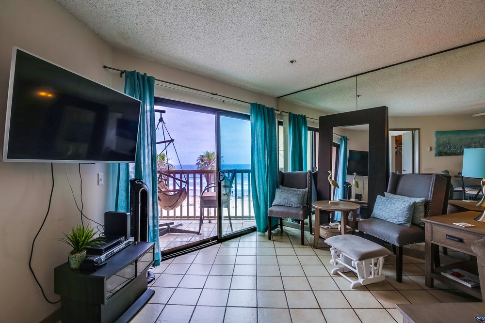 Virtual tour photo 10 of 40 for 4465 Ocean Blvd #56