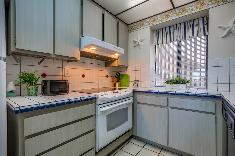 Virtual tour photo 16 of 40 for 4465 Ocean Blvd #56