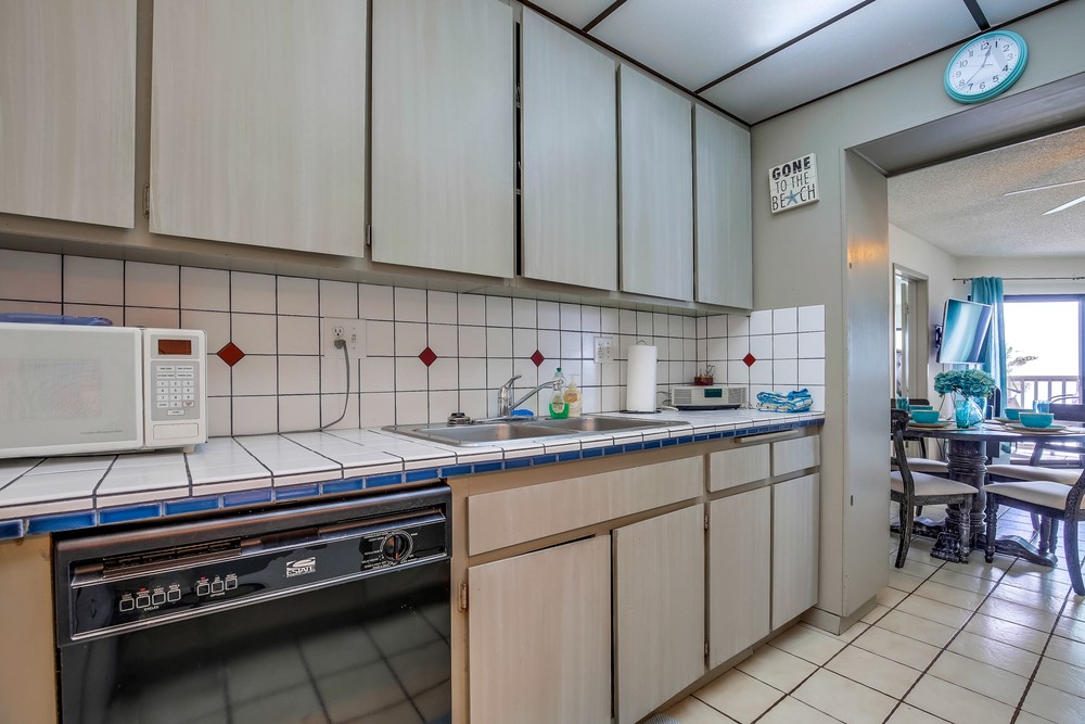 Virtual tour photo 18 of 40 for 4465 Ocean Blvd #56