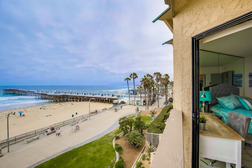 Virtual tour photo 27 of 40 for 4465 Ocean Blvd #56