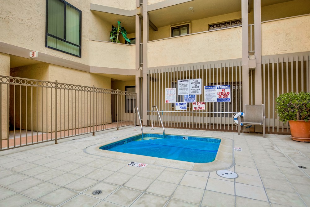 Virtual tour photo 39 of 40 for 4465 Ocean Blvd #56
