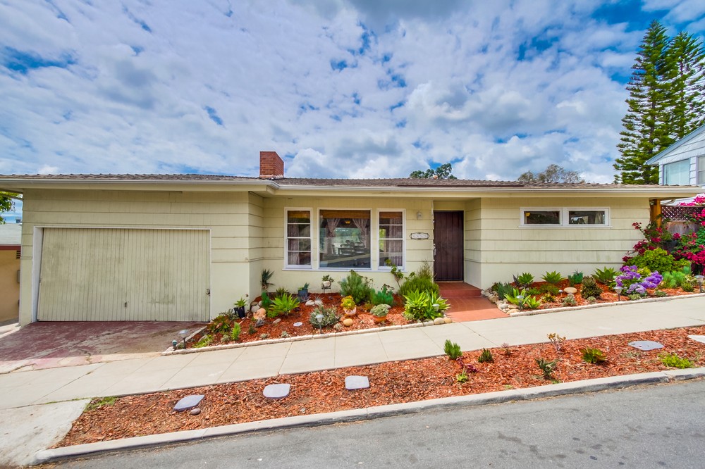 Virtual tour photo 4 of 36 for 4468 Rolando Boulevard