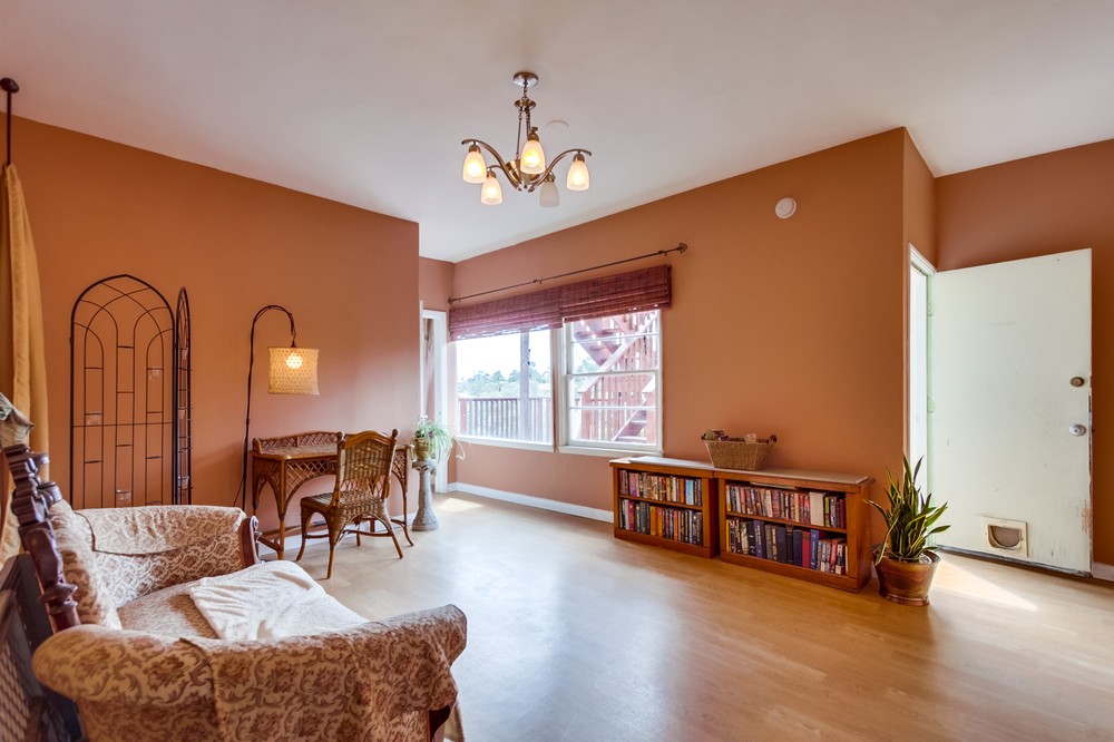 Virtual tour photo 22 of 36 for 4468 Rolando Boulevard