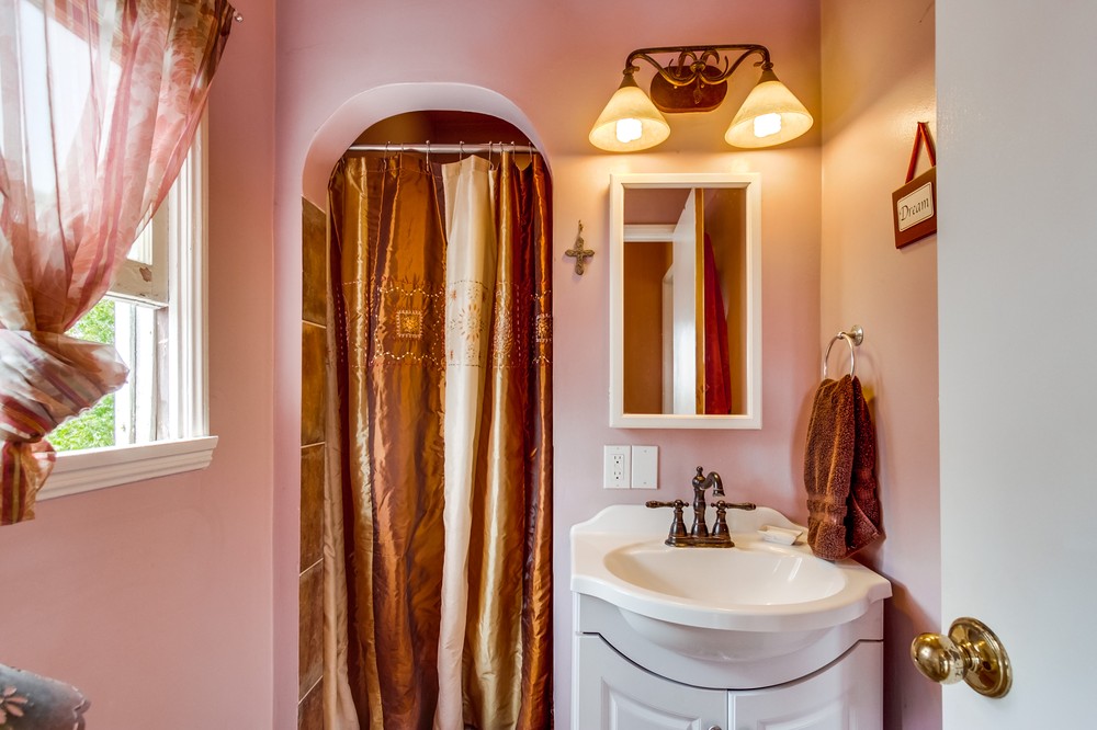 Virtual tour photo 26 of 36 for 4468 Rolando Boulevard