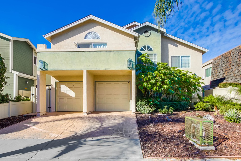 Virtual tour photo 3 of 35 for 4470 48th St APT 2