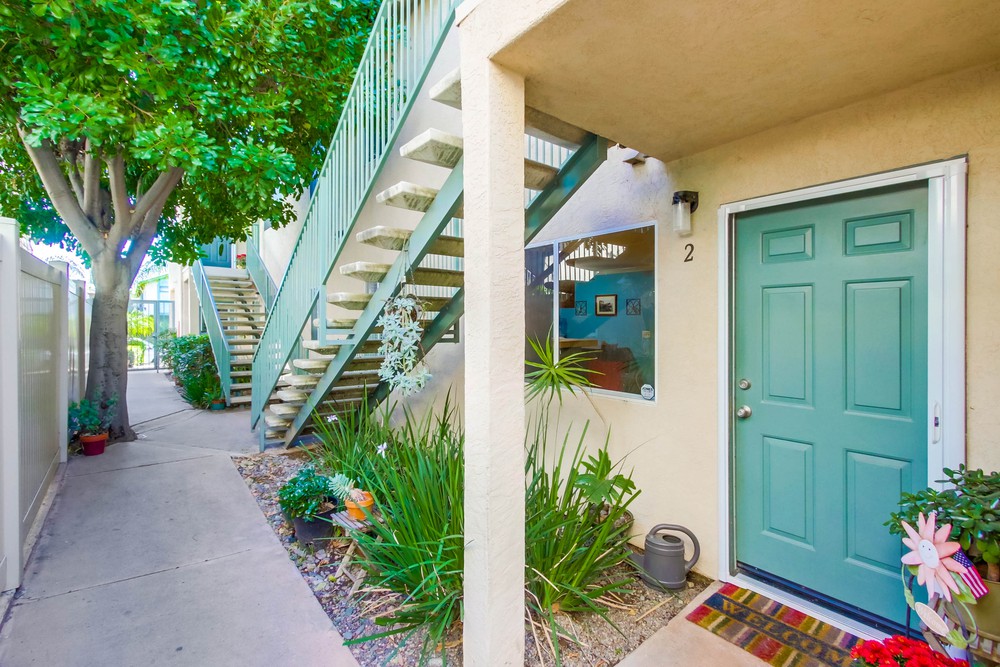 Virtual tour photo 5 of 35 for 4470 48th St APT 2