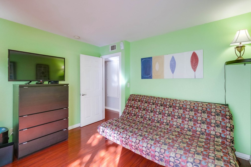 Virtual tour photo 28 of 35 for 4470 48th St APT 2