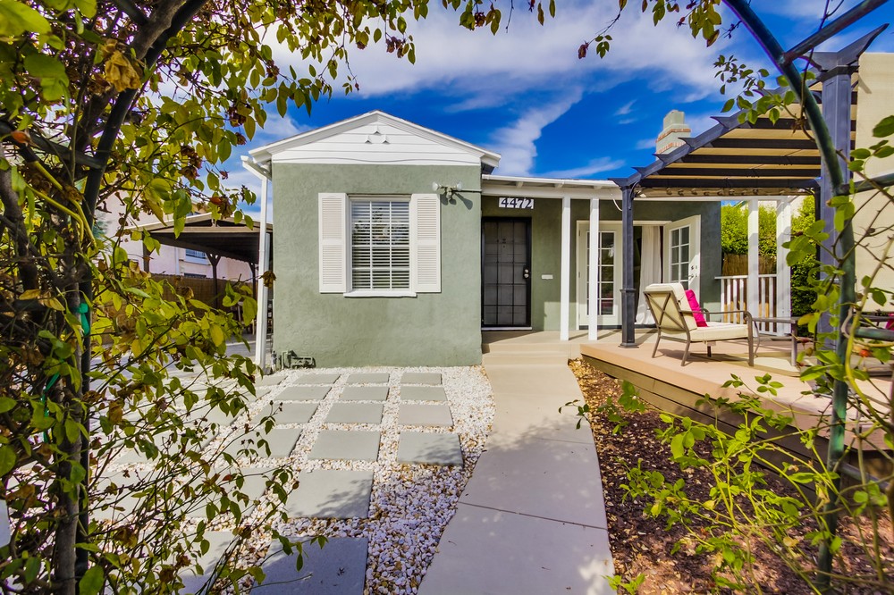 Virtual tour photo 5 of 61 for 4472 Altadena Avenue