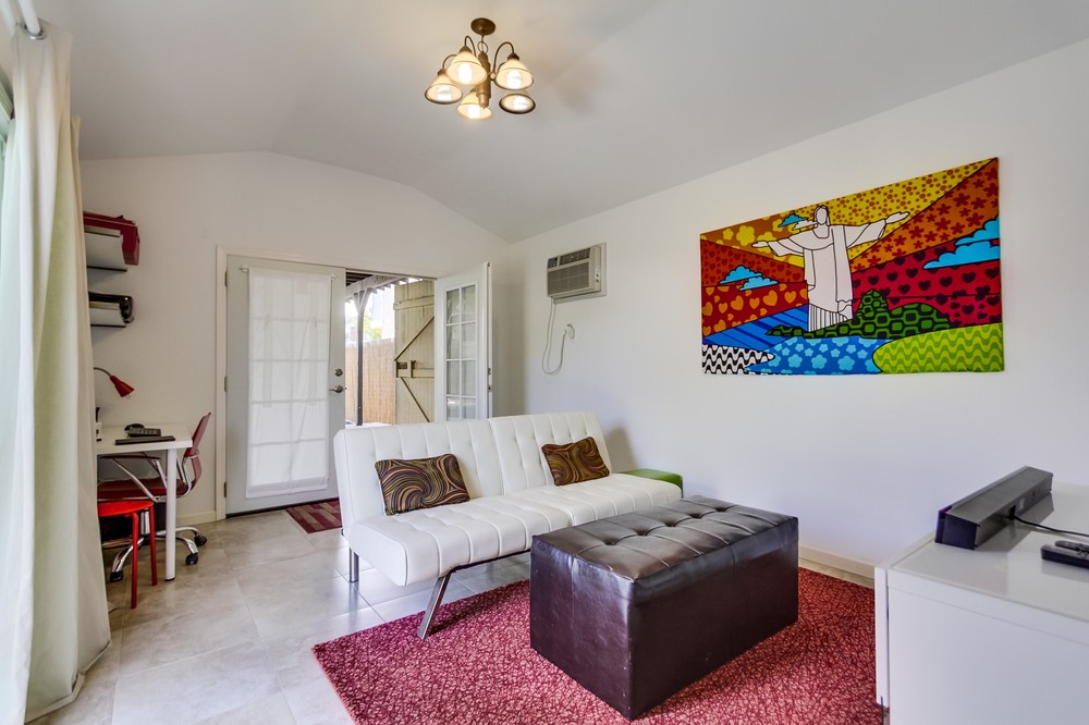Virtual tour photo 56 of 61 for 4472 Altadena Avenue