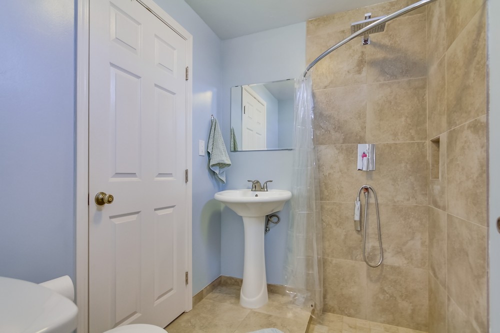 Virtual tour photo 61 of 61 for 4472 Altadena Avenue