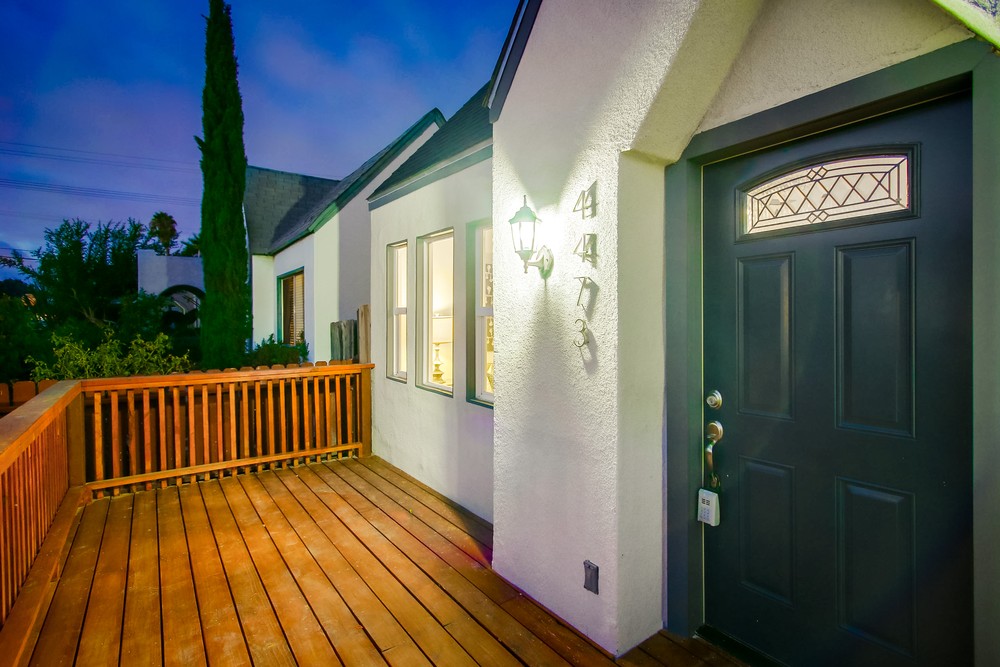 Virtual tour photo 9 of 65 for 4473 Wilson Ave
