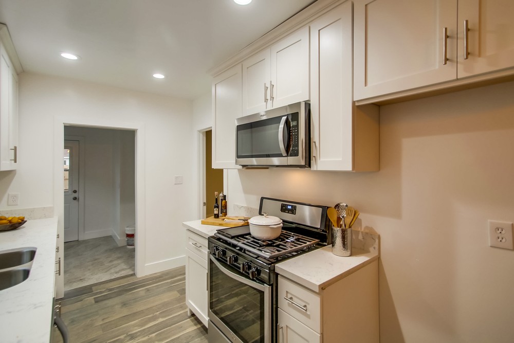 Virtual tour photo 30 of 65 for 4473 Wilson Ave