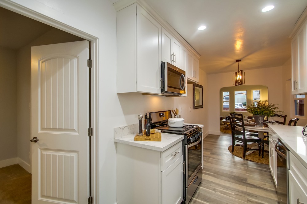 Virtual tour photo 31 of 65 for 4473 Wilson Ave