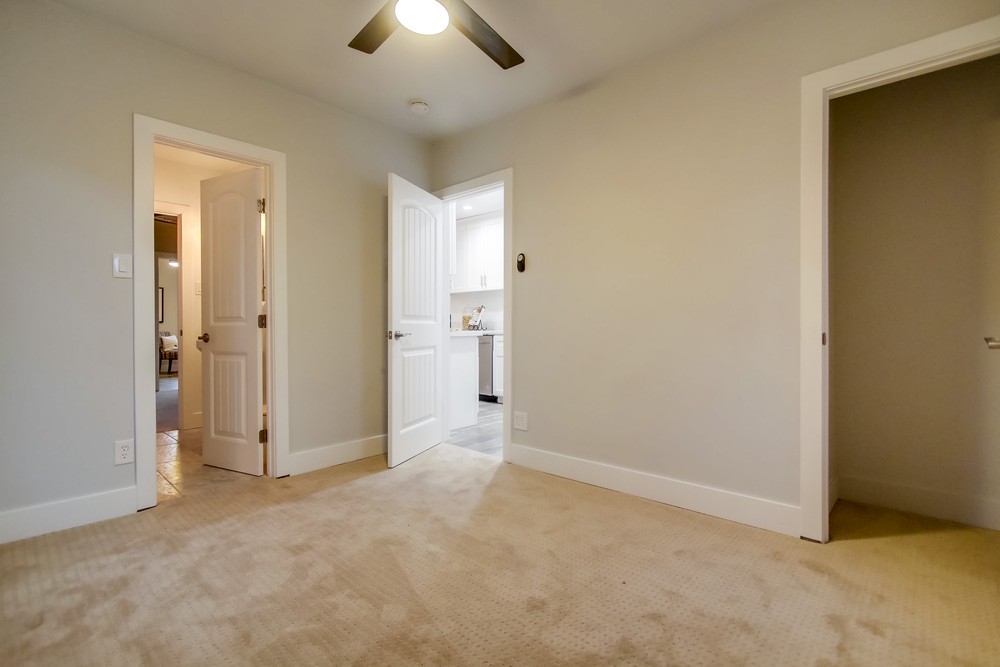 Virtual tour photo 36 of 65 for 4473 Wilson Ave