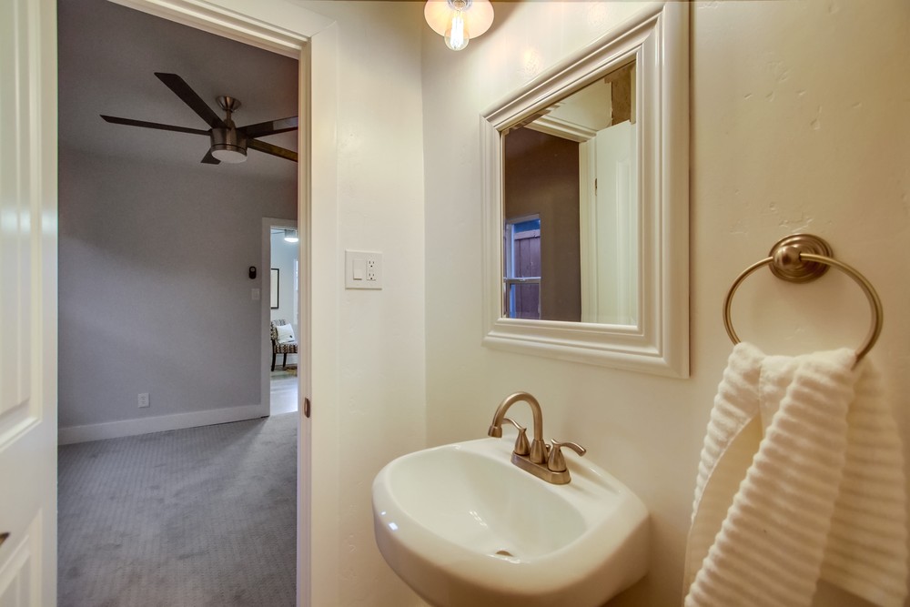 Virtual tour photo 42 of 65 for 4473 Wilson Ave