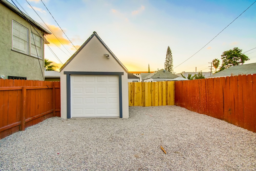 Virtual tour photo 64 of 65 for 4473 Wilson Ave