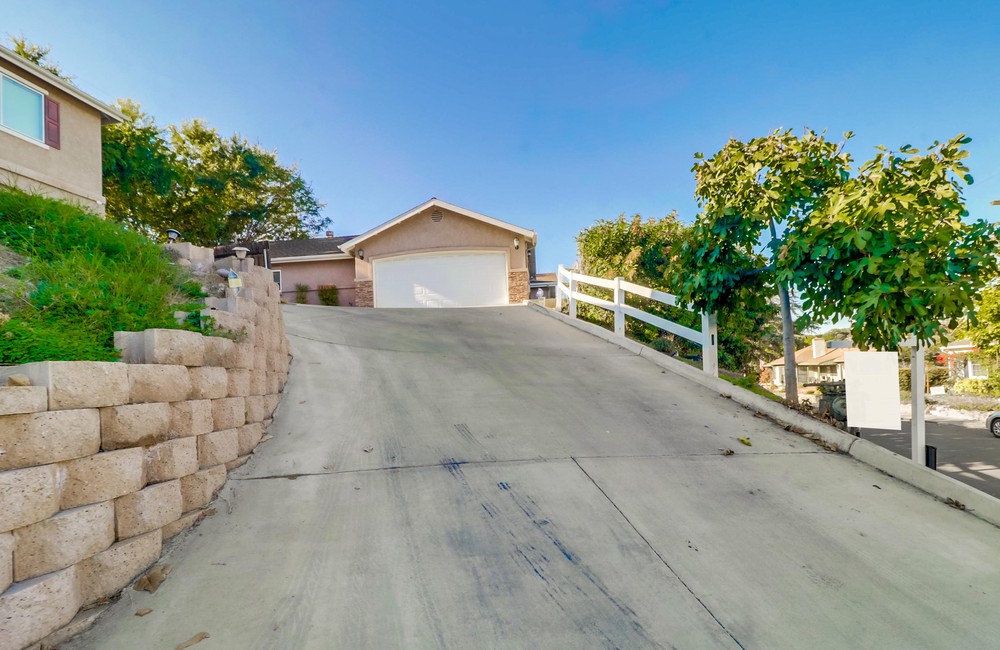 Virtual tour photo 3 of 44 for 4474 Mataro Dr