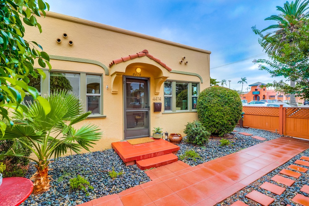 Virtual tour photo 6 of 31 for 4474 Oregon St