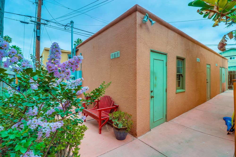 Virtual tour photo 29 of 31 for 4474 Oregon St