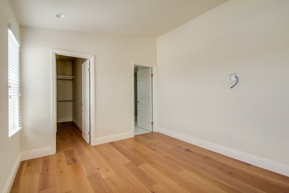 Virtual tour photo 70 of 88 for 4476 Estrella Ave