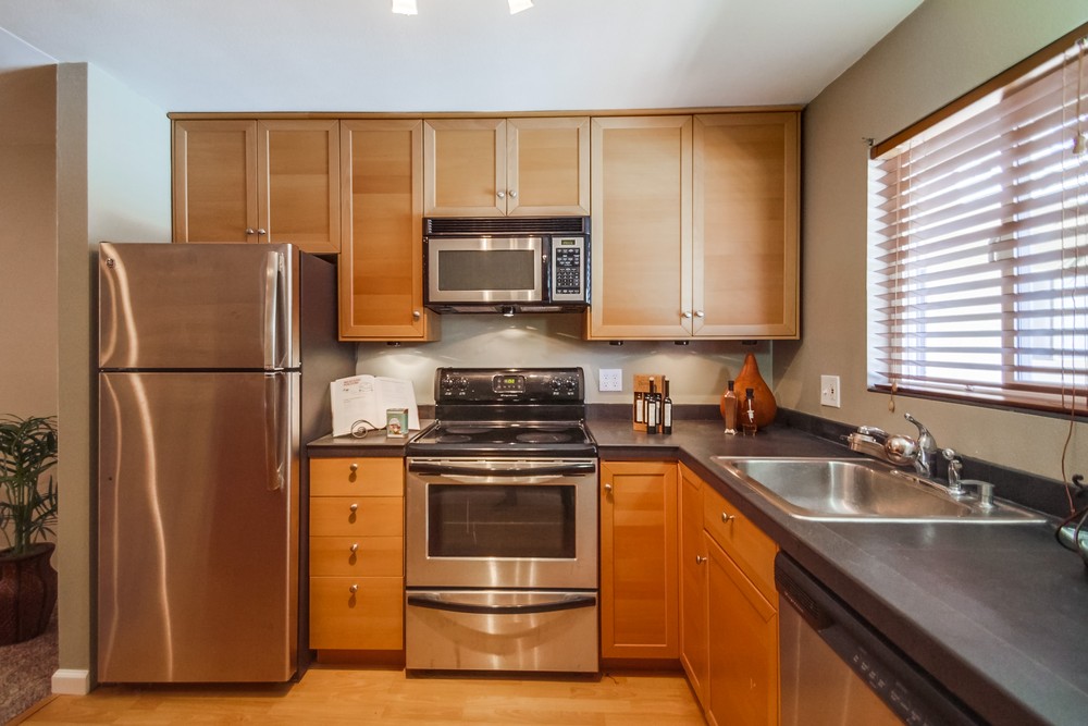 Virtual tour photo 18 of 33 for 4477 Mentone St #107