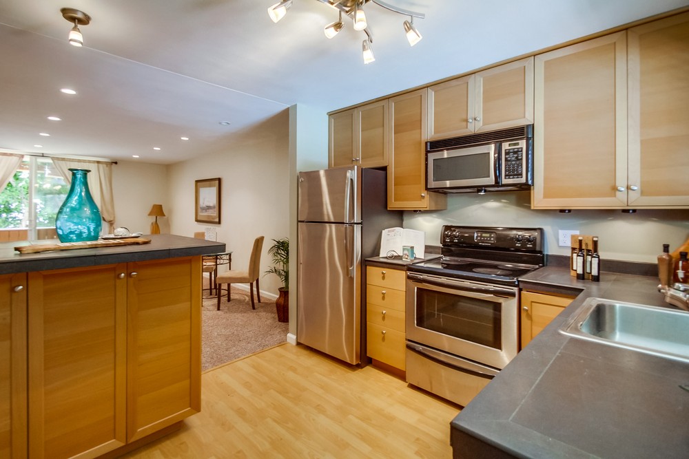 Virtual tour photo 19 of 33 for 4477 Mentone St #107