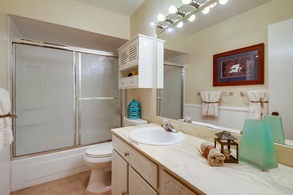 Virtual tour photo 24 of 33 for 4477 Mentone St #107
