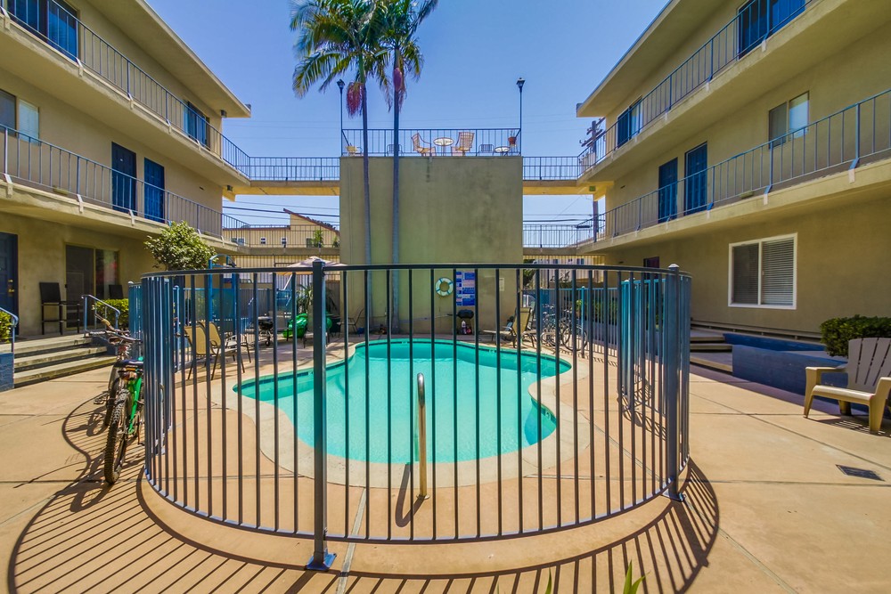 Virtual tour photo 30 of 33 for 4477 Mentone St #107