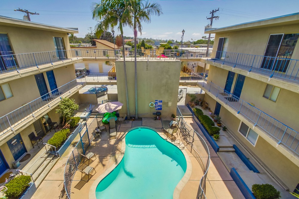 Virtual tour photo 34 of 33 for 4477 Mentone St #107