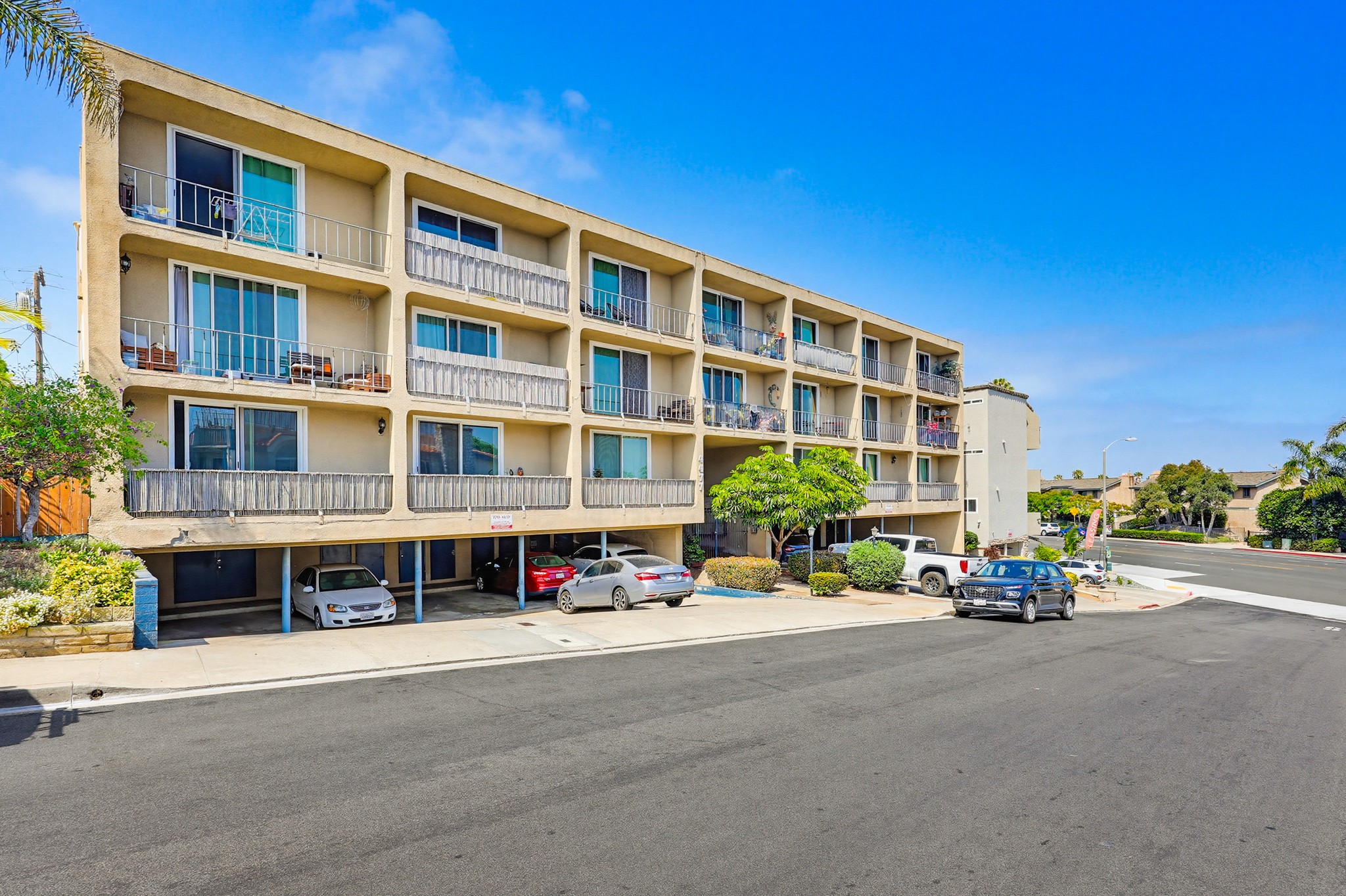 Virtual tour photo 53 of 54 for 4477 Mentone St UNIT 105