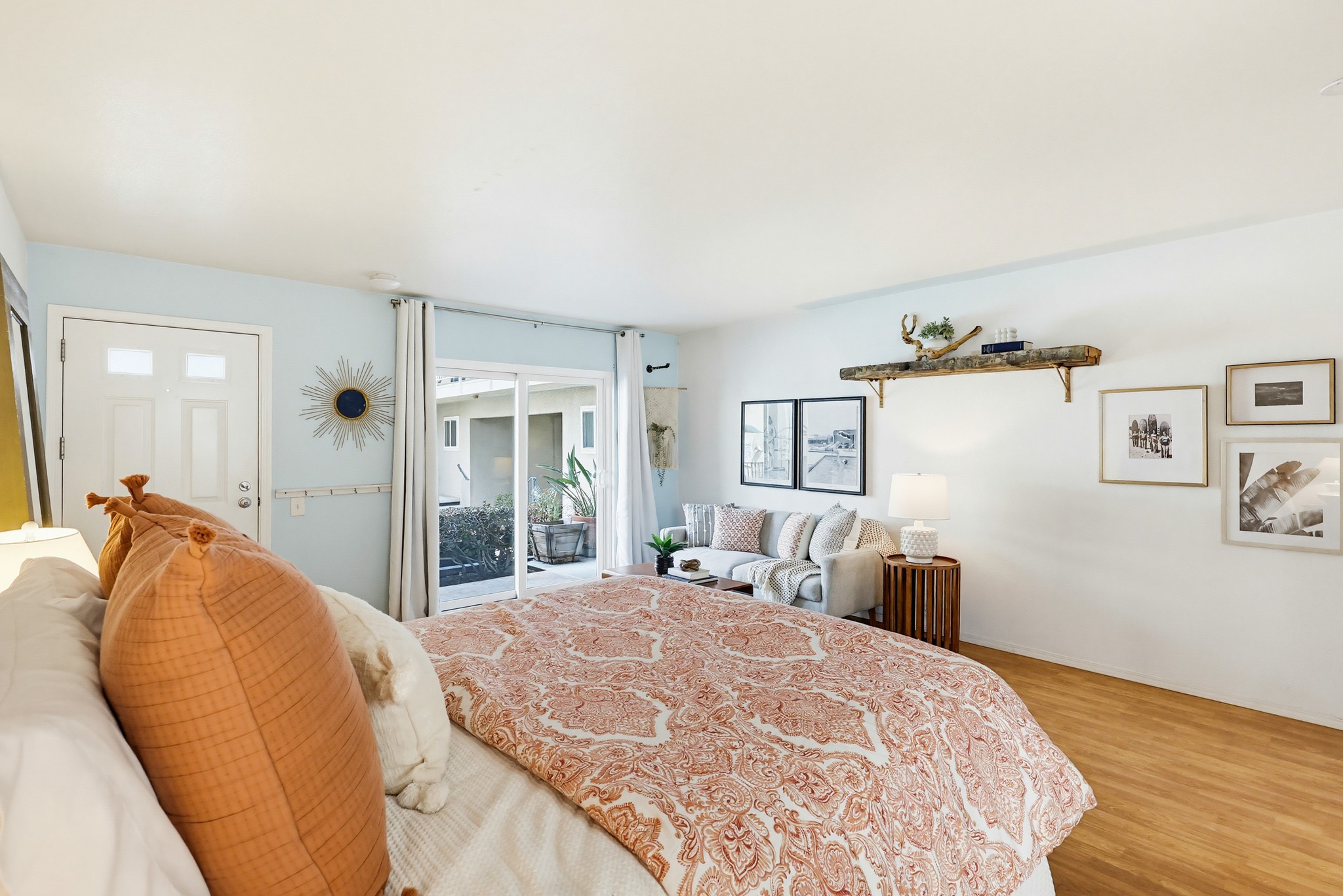 Virtual tour photo 16 of 54 for 4477 Mentone St UNIT 105