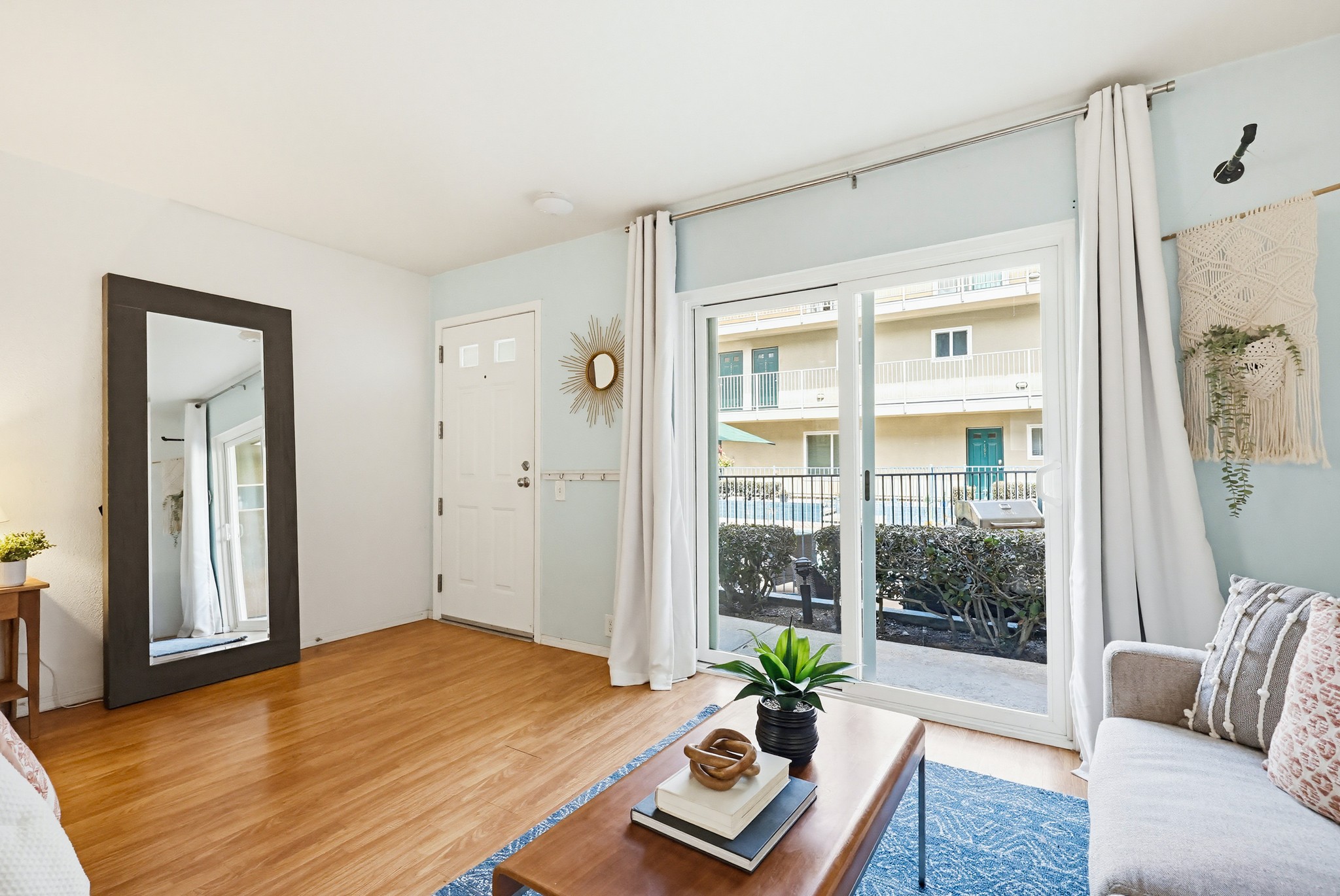 Virtual tour photo 19 of 54 for 4477 Mentone St UNIT 105