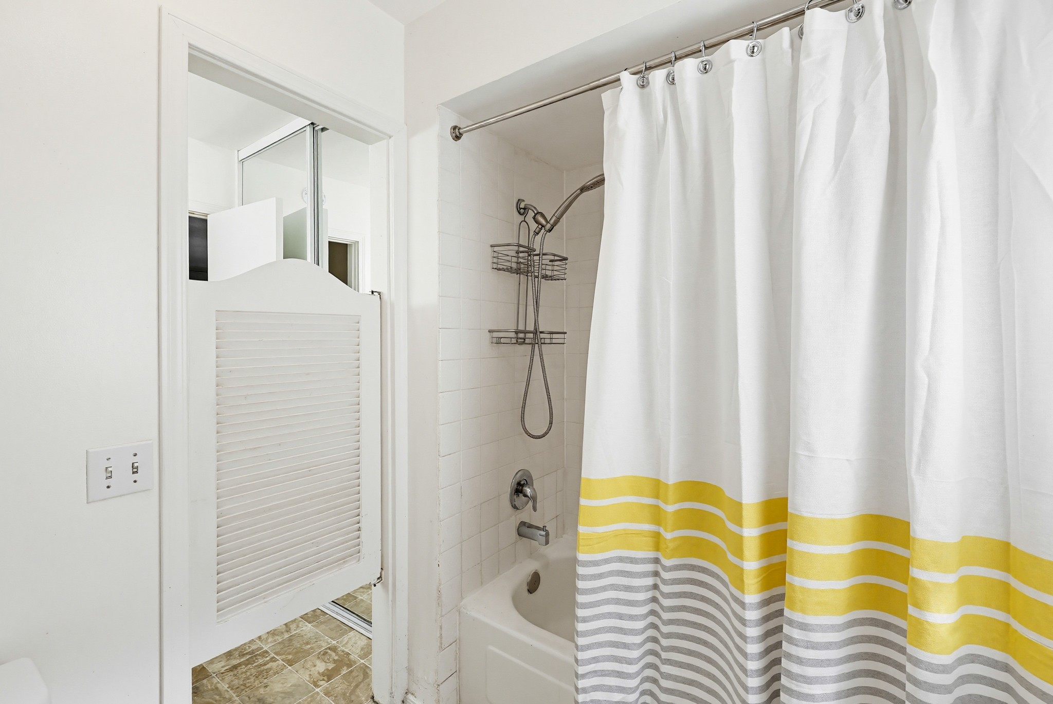 Virtual tour photo 31 of 54 for 4477 Mentone St UNIT 105