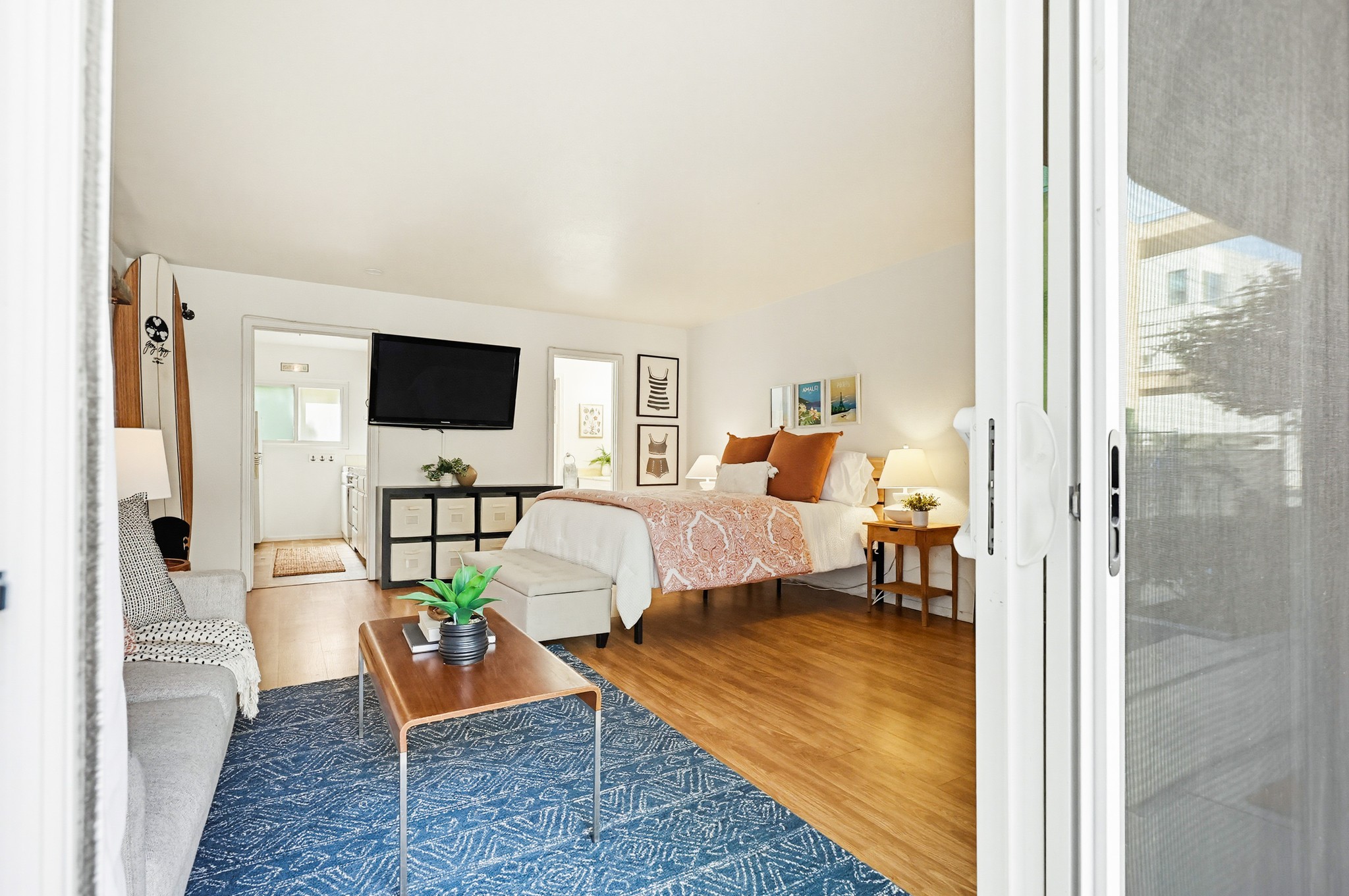 Virtual tour photo 32 of 54 for 4477 Mentone St UNIT 105
