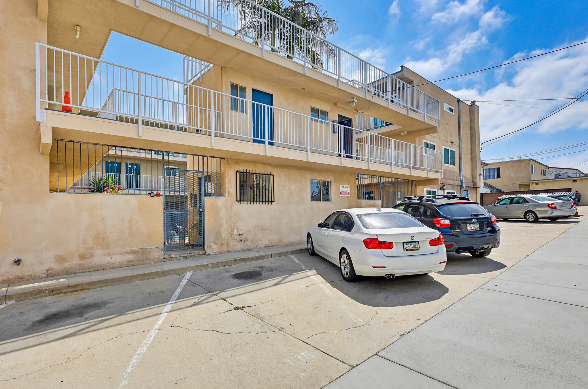 Virtual tour photo 41 of 54 for 4477 Mentone St UNIT 105