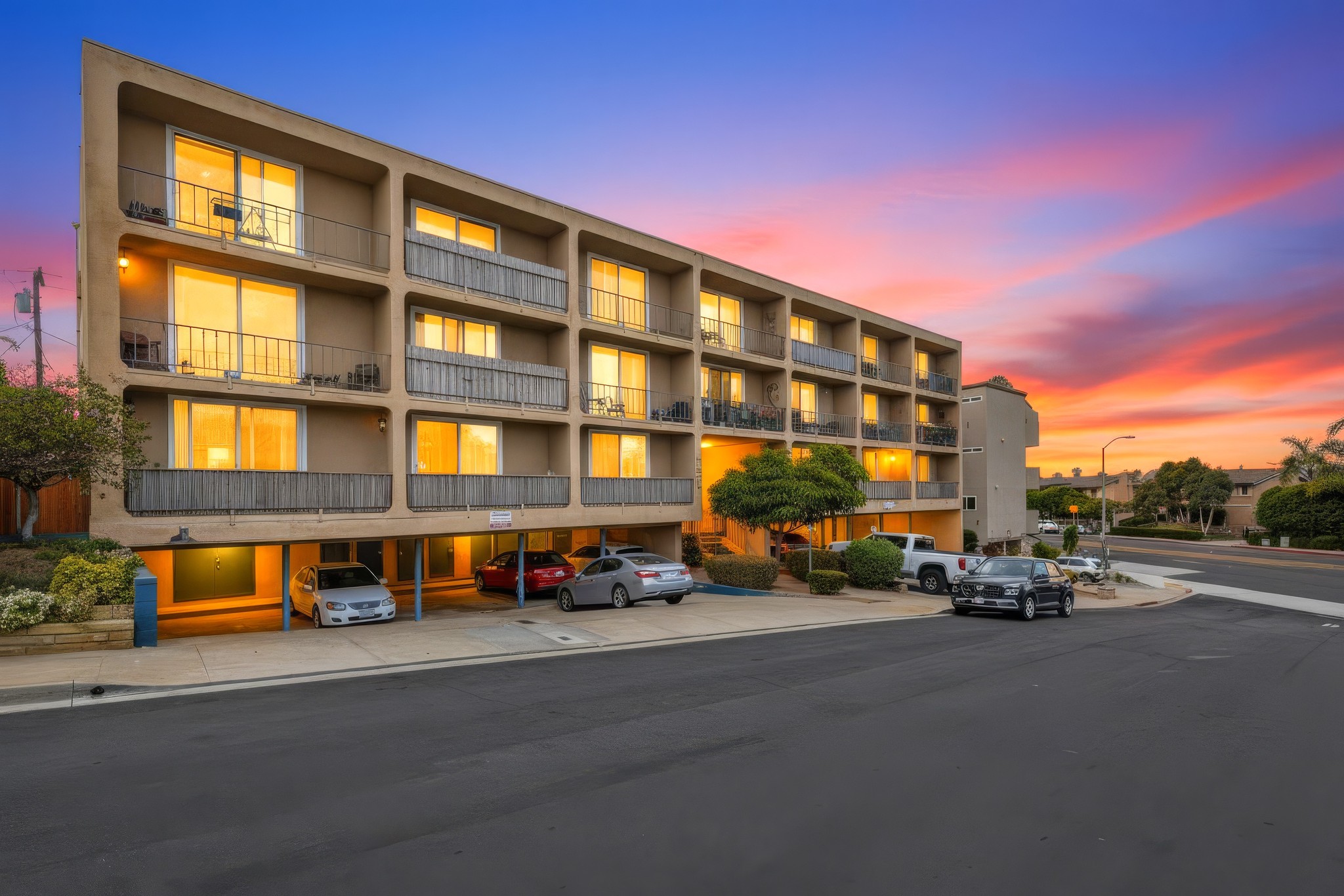 Virtual tour photo 55 of 54 for 4477 Mentone St UNIT 105