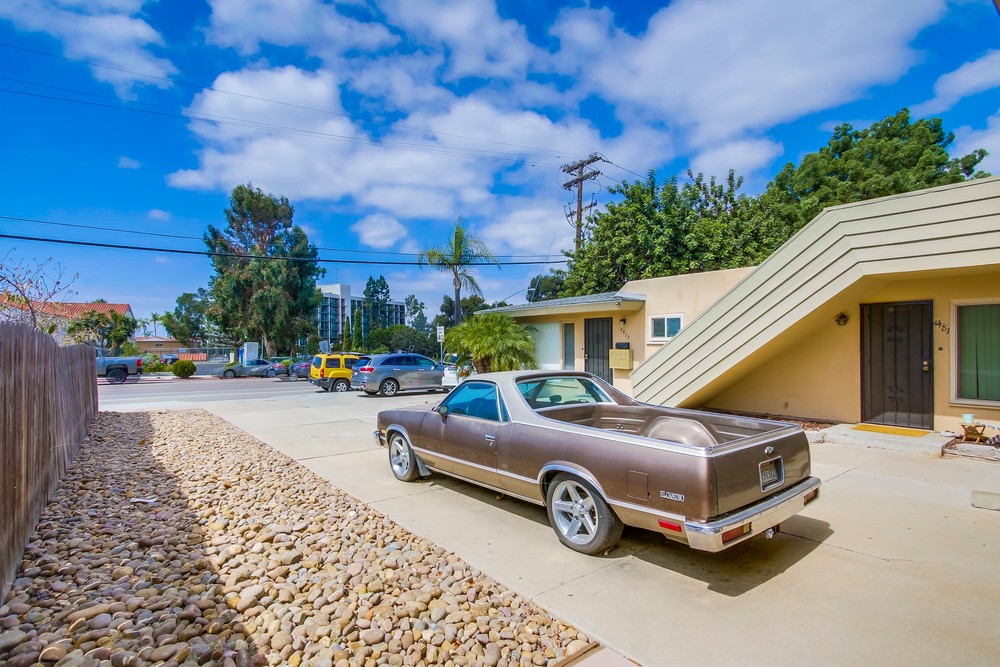 Virtual tour photo 9 of 78 for 4479 54th St