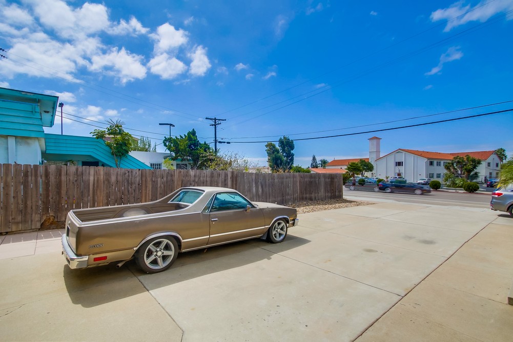 Virtual tour photo 10 of 78 for 4479 54th St