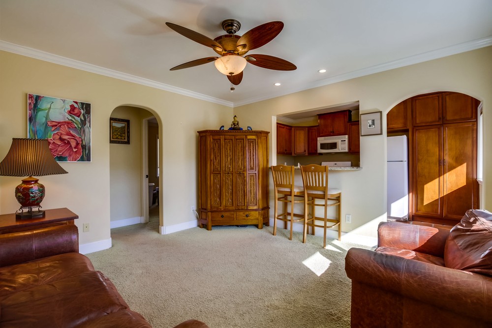 Virtual tour photo 7 of 27 for 4479 Marlborough Ave #6