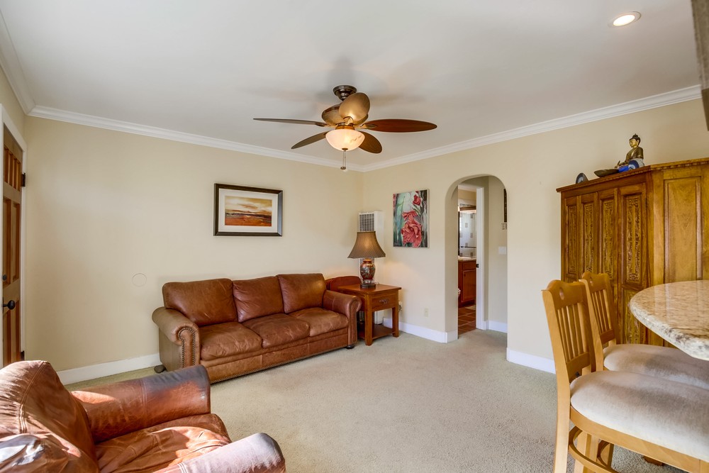 Virtual tour photo 8 of 27 for 4479 Marlborough Ave #6