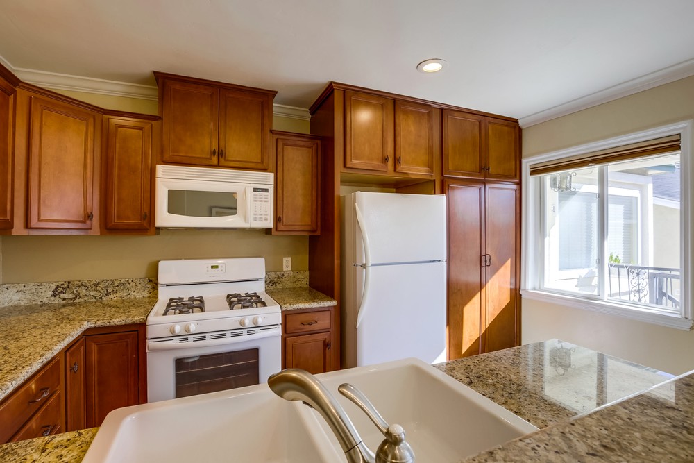 Virtual tour photo 13 of 27 for 4479 Marlborough Ave #6