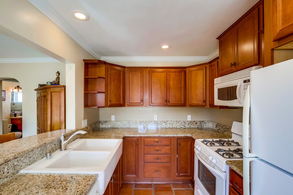Virtual tour photo 15 of 27 for 4479 Marlborough Ave #6